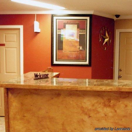 Hillcrest Inn & Suites Ozona Interior photo